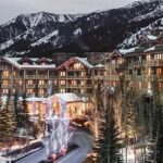 Upscale Winter Golf Resort Stays