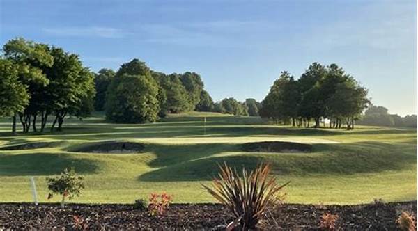 “traditional Golf Clubs Around London”