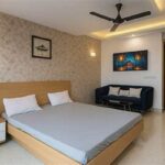 High-end Stays With Golf Amenities